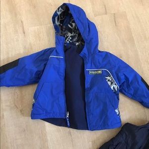 Size 2t child’s snow jacket winter jacket rain jacket